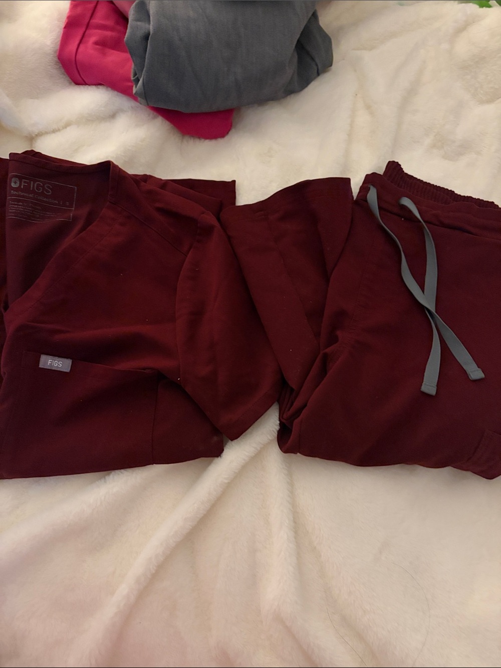 Figs Women's Burgundy Jogger Set with Gray Drawstrings